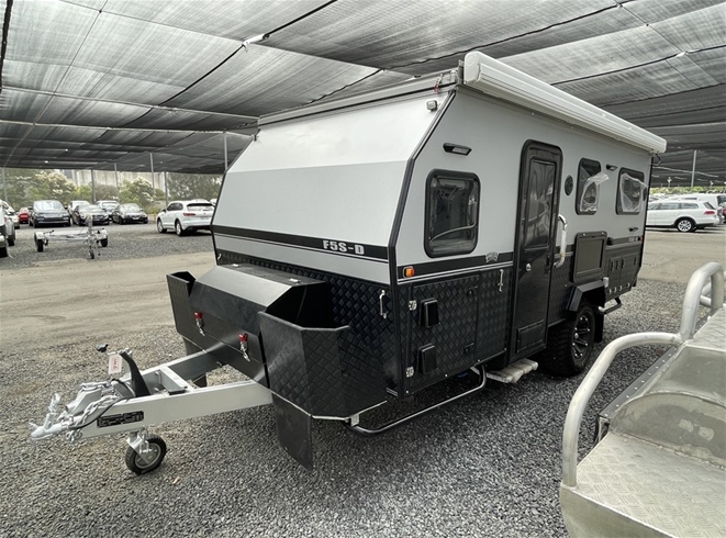 2024 OFF GRID SD15D CARAVAN