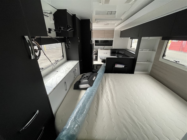 AVIDA CV7054 SL TOPAZ MULTI TERRAIN CARAVAN