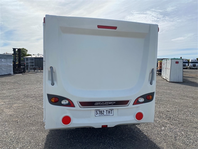 Swift Explorer 4FB Caravan