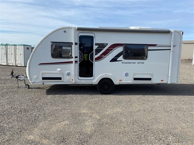 Swift Explorer 4FB Caravan