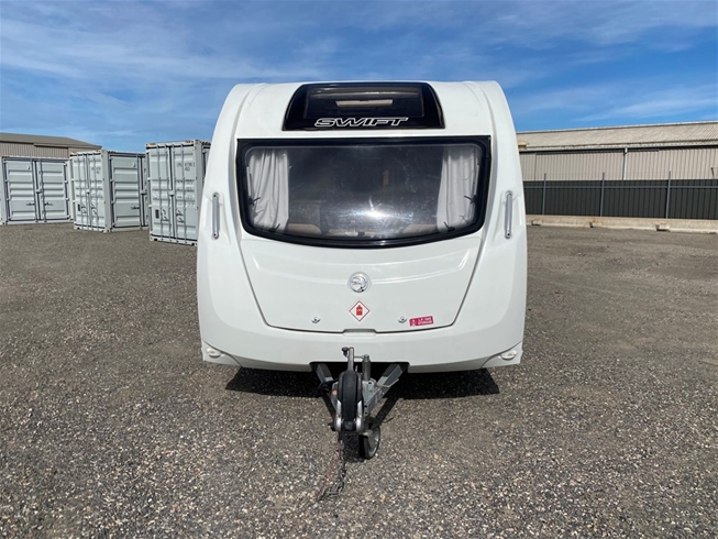 Swift Explorer 4FB Caravan