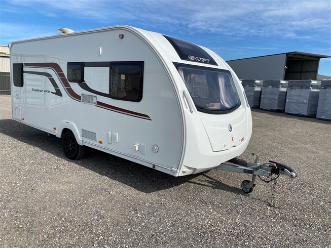 Swift Explorer 4FB Caravan