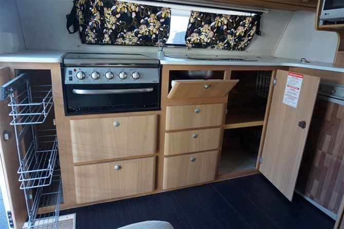 Jayco J Series 16.52-2 Caravan